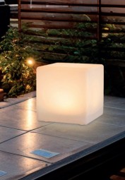 Solar Würfelleuchte LED 20x20 cm